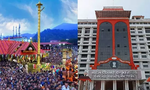 മൃതദേഹങ്ങള് ചുമന്നിറക്കരുത്: ശബരിമലയില് മൃതദേഹങ്ങള് സ്ട്രെച്ചറില് ചുമക്കുന്നത് തടഞ്ഞ് ഹൈക്കോടതി മൃതദേഹങ്ങള് ചുമന്നിറക്കരുത്: ശബരിമലയില് മൃതദേഹങ്ങള് സ്ട്രെച്ചറില് ചുമക്കുന്നത് തടഞ്ഞ് ഹൈക്കോടതി