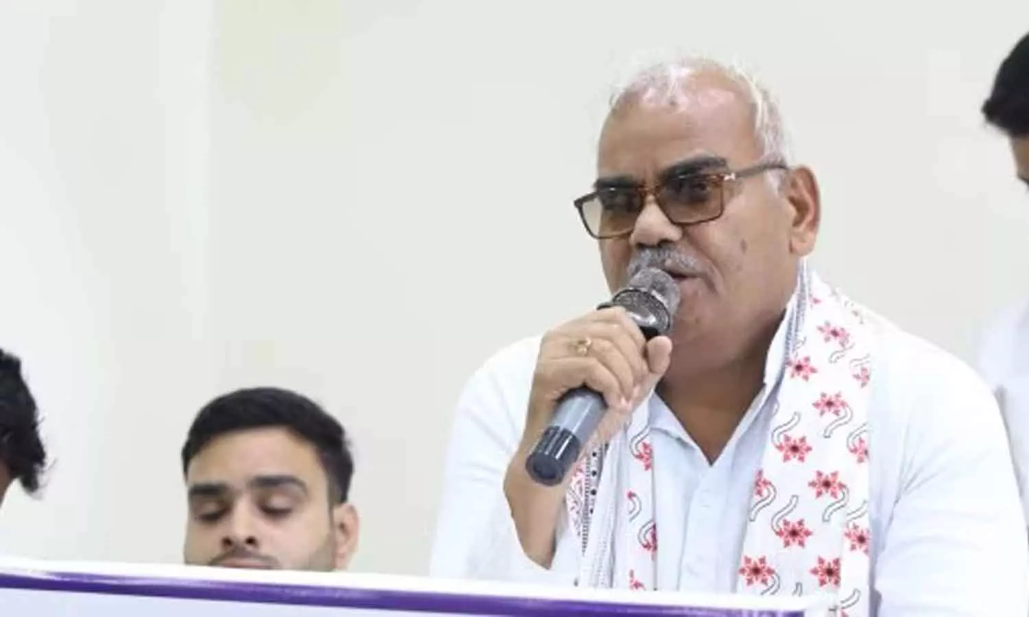 ബാബരി മസ്ജിദ് തകർത്ത ദിവസം ശൗര്യ ദിവസ്; പ്രതിഷേധത്തിനൊടുവില് വിവാദ ഉത്തരവ് റദ്ദാക്കി രാജസ്ഥാൻ സർക്കാർ ബാബരി മസ്ജിദ് തകർത്ത ദിവസം ശൗര്യ ദിവസ്; പ്രതിഷേധത്തിനൊടുവില് വിവാദ ഉത്തരവ് റദ്ദാക്കി രാജസ്ഥാൻ സർക്കാർ