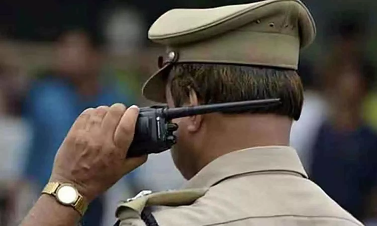 പരാതിക്കാരനായ സിപിഐ നേതാവിനെ മർദിച്ച കേസിൽ ഡിവൈഎസ്പി പി.എം മനോജിന് സസ്പെൻഷൻ പരാതിക്കാരനായ സിപിഐ നേതാവിനെ മർദിച്ച കേസിൽ ഡിവൈഎസ്പി പി.എം മനോജിന് സസ്പെൻഷൻ