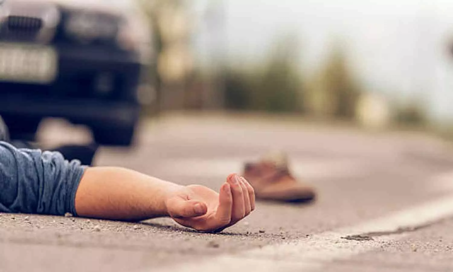 കൊല്ലത്ത് വാഹനാപകടത്തിൽ രണ്ട് പേർ മരിച്ചു; ഒരാളുടെ നില ​ഗുരുതരം