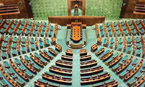 പാർലമെന്റ് ശൈത്യകാല സമ്മേളനം നാളെ മുതൽ 19 വരെ; വോട്ടുകൊള്ളയും എസ്‌ഐആറും ഉയർത്താൻ പ്രതിപക്ഷം
