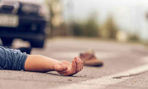 കൊല്ലത്ത് വാഹനാപകടത്തിൽ രണ്ട് പേർ മരിച്ചു; ഒരാളുടെ നില ​ഗുരുതരം