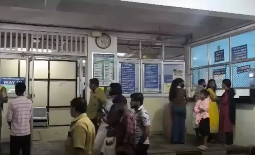 കൊല്ലത്ത് വാഹനാപകടത്തിൽ പരിക്കേറ്റ ബംഗാൾ സ്വദേശി ജെതൻ ദാസ് അതീവ ഗുരുതരാവസ്ഥയിൽ കൊല്ലത്ത് വാഹനാപകടത്തിൽ പരിക്കേറ്റ ബംഗാൾ സ്വദേശി ജെതൻ ദാസ് അതീവ ഗുരുതരാവസ്ഥയിൽ