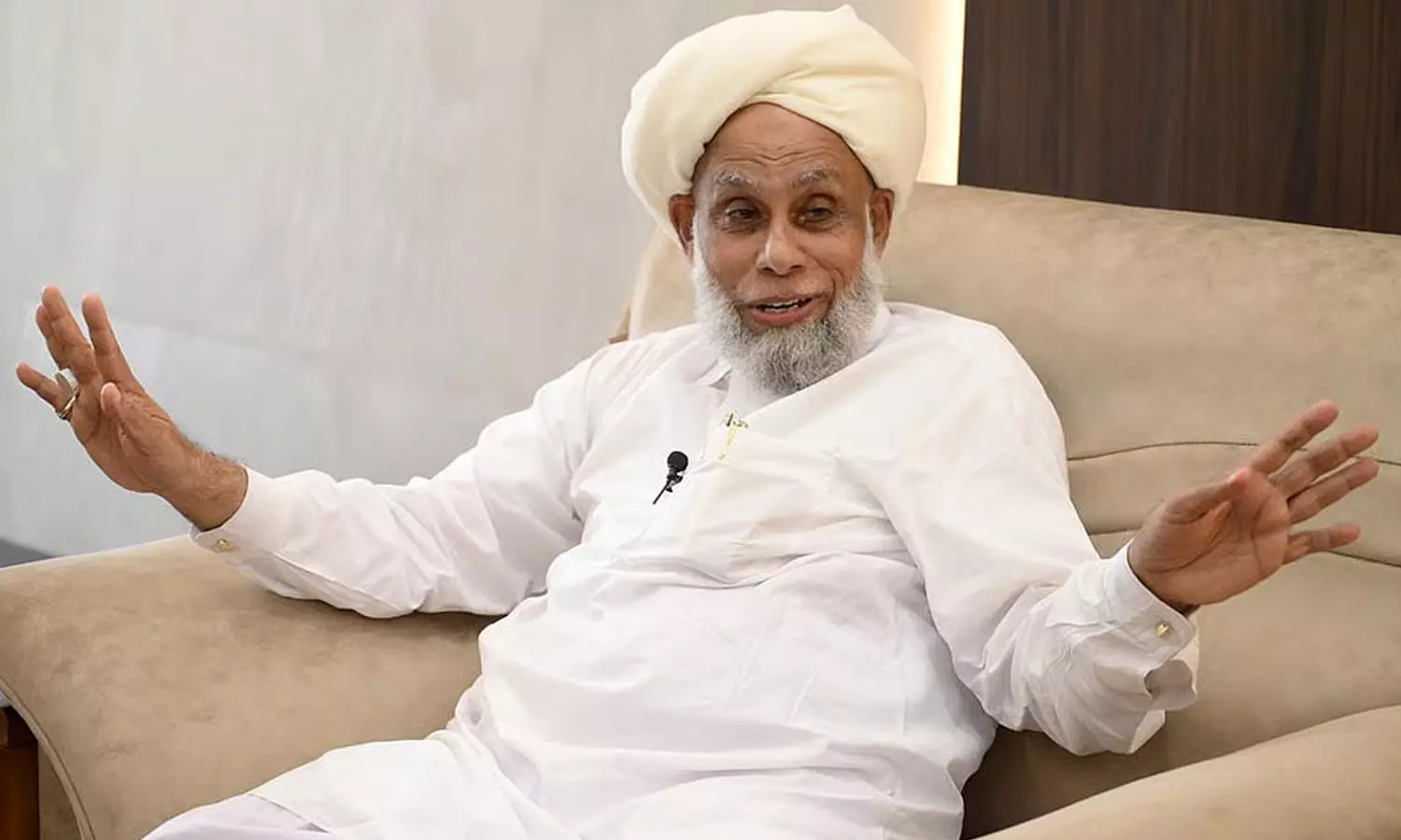 വെൽഫെയർ പാർട്ടിയുമായി മറ്റുള്ളവർക്കുള്ള രാഷ്ട്രീയ സഖ്യത്തെ എതിർക്കേണ്ട കാര്യം സമസ്തക്കില്ല: ജിഫ്രി തങ്ങൾ വെൽഫെയർ പാർട്ടിയുമായി മറ്റുള്ളവർക്കുള്ള രാഷ്ട്രീയ സഖ്യത്തെ എതിർക്കേണ്ട കാര്യം സമസ്തക്കില്ല: ജിഫ്രി തങ്ങൾ