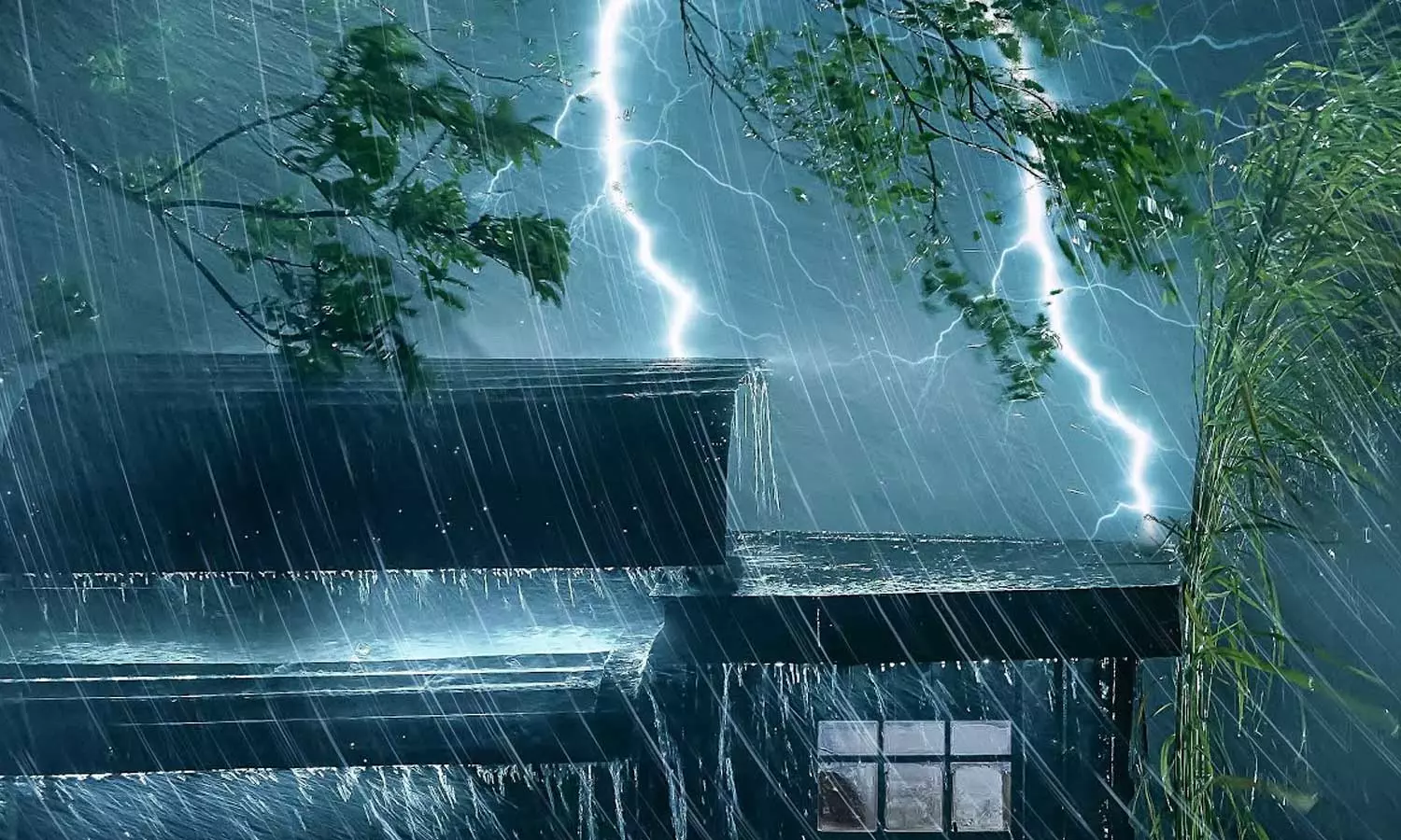 Chance of rain with thunderstorms in kerala today