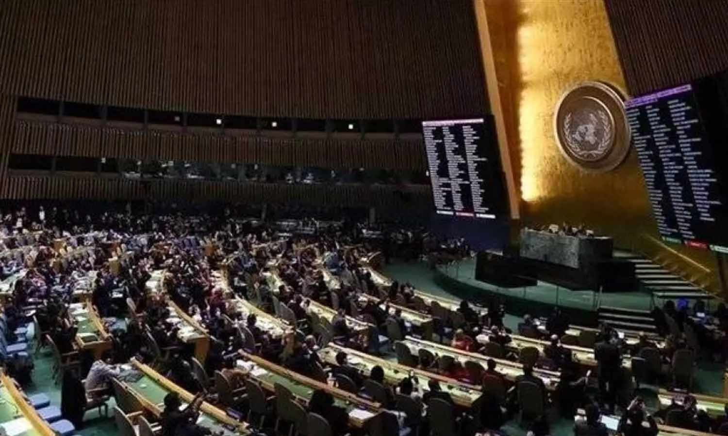 കിഴക്കൻ ജെറുസലേം ഉൾപ്പെടെ 1967 മുതൽ കൈവശപ്പെടുത്തിയ ഫലസ്തീൻ പ്രദേശങ്ങളിൽ നിന്നും ഇസ്രായേൽ പിന്മാറണം; പ്രമേയം പാസാക്കി യുഎൻ കിഴക്കൻ ജെറുസലേം ഉൾപ്പെടെ 1967 മുതൽ കൈവശപ്പെടുത്തിയ ഫലസ്തീൻ പ്രദേശങ്ങളിൽ നിന്നും ഇസ്രായേൽ പിന്മാറണം; പ്രമേയം പാസാക്കി യുഎൻ