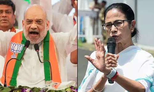 ബംഗാളിലെ എസ്ഐആർ തൃണമൂലിനെ അട്ടിമറിക്കാൻ, അമിത് ഷായുടെ തന്ത്രം ഇവിടെ ചെലവാകില്ല: മമത ബാനർജി ബംഗാളിലെ എസ്ഐആർ തൃണമൂലിനെ അട്ടിമറിക്കാൻ, അമിത് ഷായുടെ തന്ത്രം ഇവിടെ ചെലവാകില്ല: മമത ബാനർജി