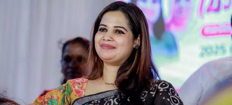 ഷാഫിക്കും രാഹുലിനുമെതിരെ ആരോപണം ഉന്നയിച്ച ഷഹനാസിനെ വാട്സാപ്പ് ഗ്രൂപ്പിൽ നിന്ന് പുറത്താക്കി ഷാഫിക്കും രാഹുലിനുമെതിരെ ആരോപണം ഉന്നയിച്ച ഷഹനാസിനെ വാട്സാപ്പ് ഗ്രൂപ്പിൽ നിന്ന് പുറത്താക്കി