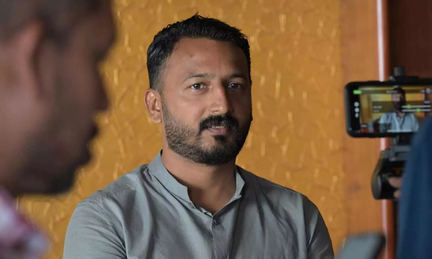 എംഎൽഎയായതിന്റെ വാർഷികദിനത്തിൽ ബലാത്സംഗക്കേസിൽ പാർട്ടിയിൽ നിന്ന് പുറത്തായി രാഹുൽ മാങ്കൂട്ടത്തിൽ