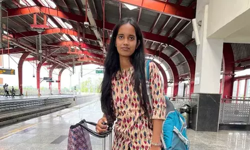 അമ്മയ്ക്ക് ആരോഗ്യപ്രശ്നങ്ങള്‍,കുടുംബത്തിന്‍റെ ഏക ആശ്രയം; ജോലിക്കായി 22കാരി ദിവസവും സഞ്ചരിക്കുന്നത്  200 കിലോമീറ്റര്‍