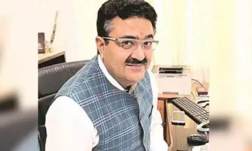 കാലാവധി തീരാന്‍ ഒരു വര്‍ഷം ബാക്കി;  പ്രസാർ ഭാരതി ചെയർമാൻ നവനീത് കുമാർ സെഹ്ഗാൾ രാജിവച്ചു