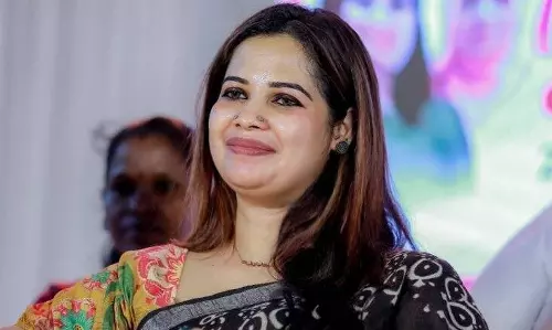 ഷാഫിക്കും രാഹുലിനുമെതിരെ ആരോപണം ഉന്നയിച്ച ഷഹനാസിനെ വാട്സാപ്പ് ഗ്രൂപ്പിൽ നിന്ന് പുറത്താക്കി