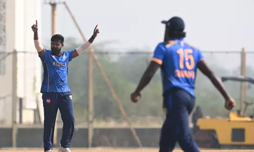 സയ്യിദ് മുഷ്താഖ് അലി ക്രിക്കറ്റ് ടൂർണ്ണമെൻ്റിൽ മുംബൈയെ അട്ടിമറിച്ച് കേരളം, വിജയം 15 റൺസിന്