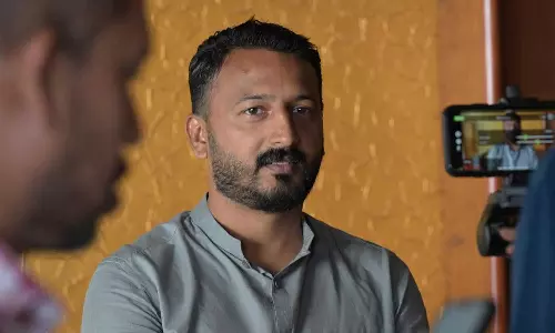 എംഎൽഎയായതിന്റെ വാർഷികദിനത്തിൽ ബലാത്സംഗക്കേസിൽ പാർട്ടിയിൽ നിന്ന് പുറത്തായി രാഹുൽ മാങ്കൂട്ടത്തിൽ എംഎൽഎയായതിന്റെ വാർഷികദിനത്തിൽ ബലാത്സംഗക്കേസിൽ പാർട്ടിയിൽ നിന്ന് പുറത്തായി രാഹുൽ മാങ്കൂട്ടത്തിൽ