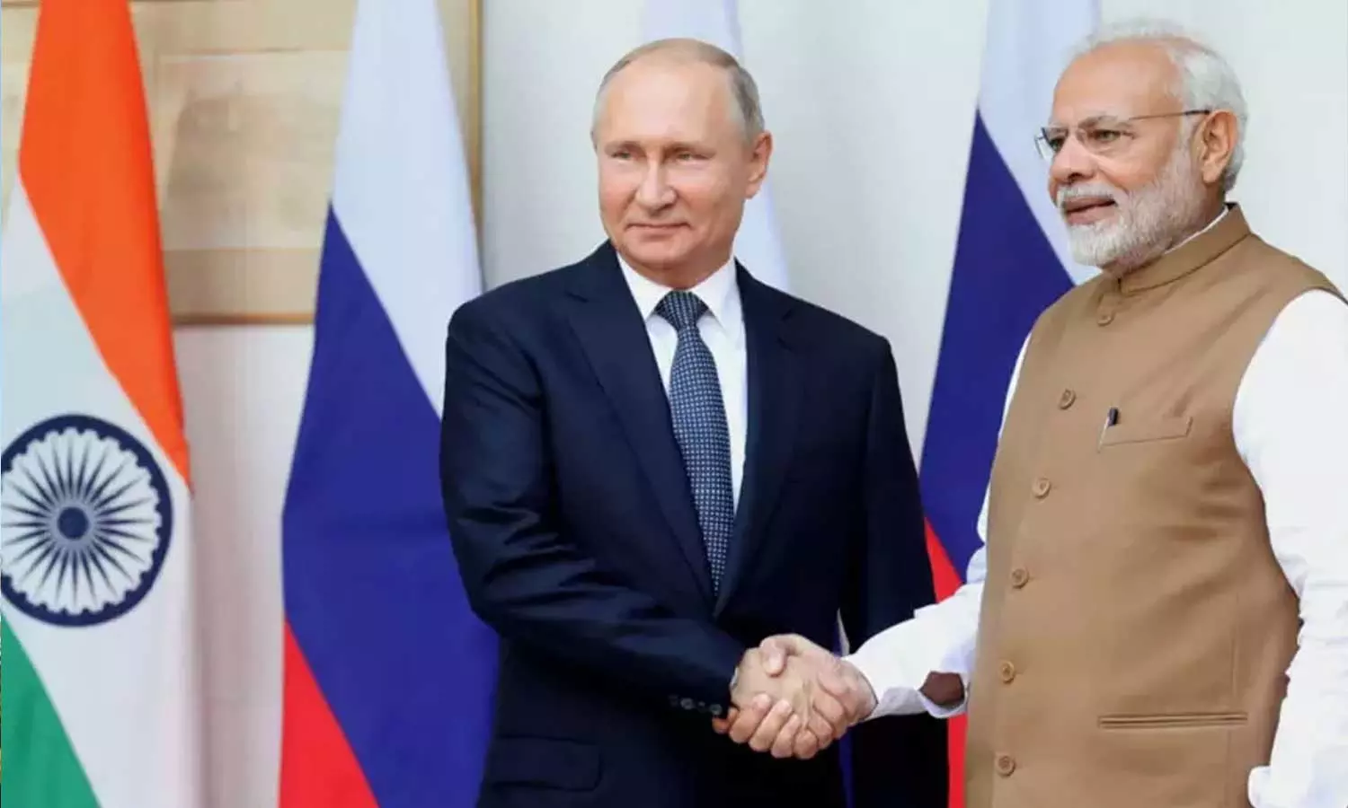 ഇന്ത്യയ്ക്ക് തടസ്സമില്ലാതെ ഊര്‍ജവിതരണം ഉറപ്പാക്കാന്‍ റഷ്യ തയ്യാറെന്ന് പുടിന്‍, 2030ഓടെ ഇരുരാജ്യങ്ങളും തമ്മിലുള്ള ബന്ധം കൂടുതല്‍ വര്‍ധിക്കുമെന്ന് മോദി