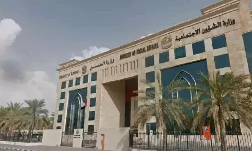 യുഎഇയിൽ 1300 ലേറെ വ്യാജ സ്ഥാപനങ്ങൾ കണ്ടെത്തിയതായി തൊഴിൽ മന്ത്രാലയം