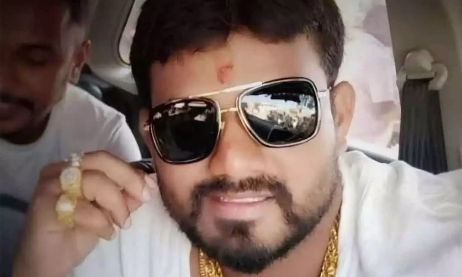 ചിക്കമംഗളൂരുവില് കോൺഗ്രസ് നേതാവിനെ വെട്ടിക്കൊന്നു; ബിജെപി പ്രവർത്തകർ അറസ്റ്റിൽ ചിക്കമംഗളൂരുവില് കോൺഗ്രസ് നേതാവിനെ വെട്ടിക്കൊന്നു; ബിജെപി പ്രവർത്തകർ അറസ്റ്റിൽ