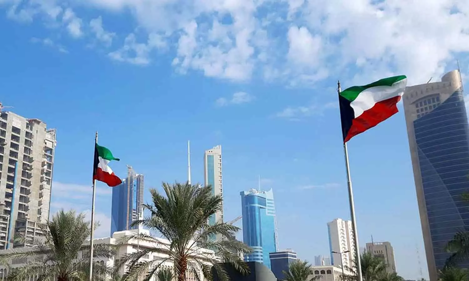 കുവൈത്തിൽ മയക്കുമരുന്ന് ചിഹ്നങ്ങളുള്ള വസ്ത്രങ്ങൾക്കും സാധനങ്ങൾക്കും വിലക്ക്