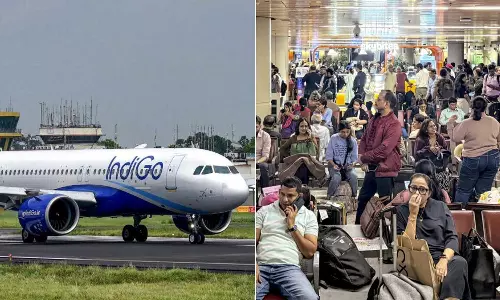 അവസരം മുതലാക്കി ടിക്കറ്റ് നിരക്ക് ഉയർത്തരുത്, വിമാനക്കമ്പനികൾക്ക് നിർദേശവുമായി വ്യോമായന മന്ത്രാലയം അവസരം മുതലാക്കി ടിക്കറ്റ് നിരക്ക് ഉയർത്തരുത്, വിമാനക്കമ്പനികൾക്ക് നിർദേശവുമായി വ്യോമായന മന്ത്രാലയം