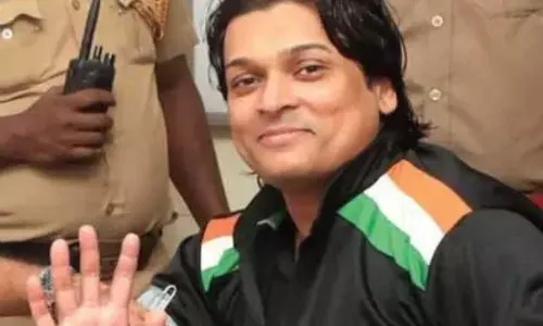 കോടതിയുടെ രൂക്ഷ വിമർശനം; നിരാഹാര സമരം അവസാനിപ്പിച്ച് രാഹുൽ ഈശ്വർ