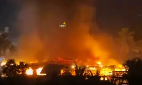 ഗോവയിലെ നിശാ ക്ലബ്ബിൽ വൻ തീപിടിത്തം; വിനോദ സഞ്ചാരികളടക്കം 23 പേർക്ക് ദാരുണാന്ത്യം ഗോവയിലെ നിശാ ക്ലബ്ബിൽ വൻ തീപിടിത്തം; വിനോദ സഞ്ചാരികളടക്കം 23 പേർക്ക് ദാരുണാന്ത്യം