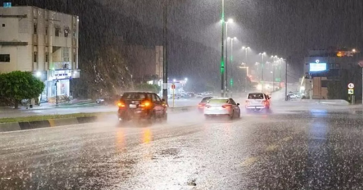 Rain continues in various parts of Saudi Rain continues in various parts of Saudi