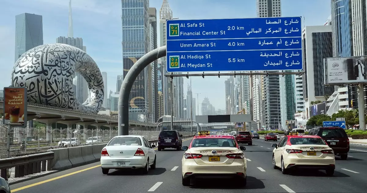 Sharing taxis are becoming widespread in Dubai.