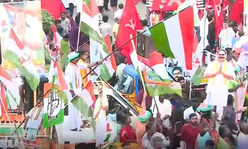 ഏഴ് ജില്ലകൾ നാളെ പോളിങ് ബൂത്തിലേക്ക്; ഇന്ന് നിശബ്ദ പ്രചാരണം ഏഴ് ജില്ലകൾ നാളെ പോളിങ് ബൂത്തിലേക്ക്; ഇന്ന് നിശബ്ദ പ്രചാരണം