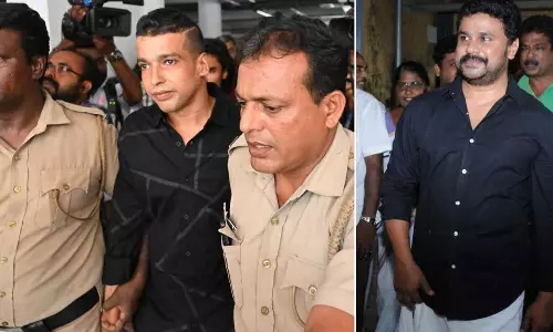 നടിയെ ആക്രമിച്ച കേസ്: വിധി ഉടന്; ദിലീപടക്കമുള്ള പ്രതികള് കോടതിയില് നടിയെ ആക്രമിച്ച കേസ്: വിധി ഉടന്; ദിലീപടക്കമുള്ള പ്രതികള് കോടതിയില്