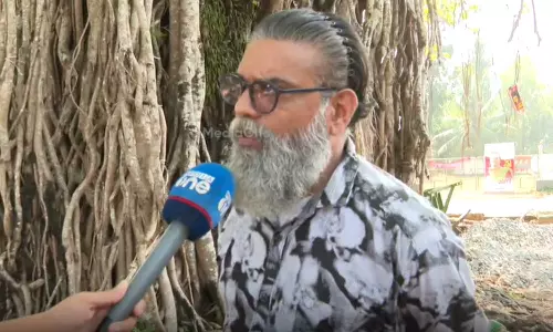 ദിലീപിന് അനുകൂലമായി പറഞ്ഞാൽ 25 ലക്ഷം രൂപയും 5 സെന്റ് ഭൂമിയും വാങ്ങിതരാമെന്ന് പറഞ്ഞു; നടിയെ ആക്രമിച്ച കേസിലെ സാക്ഷി ജിൻസ് ദിലീപിന് അനുകൂലമായി പറഞ്ഞാൽ 25 ലക്ഷം രൂപയും 5 സെന്റ് ഭൂമിയും വാങ്ങിതരാമെന്ന് പറഞ്ഞു; നടിയെ ആക്രമിച്ച കേസിലെ സാക്ഷി ജിൻസ്