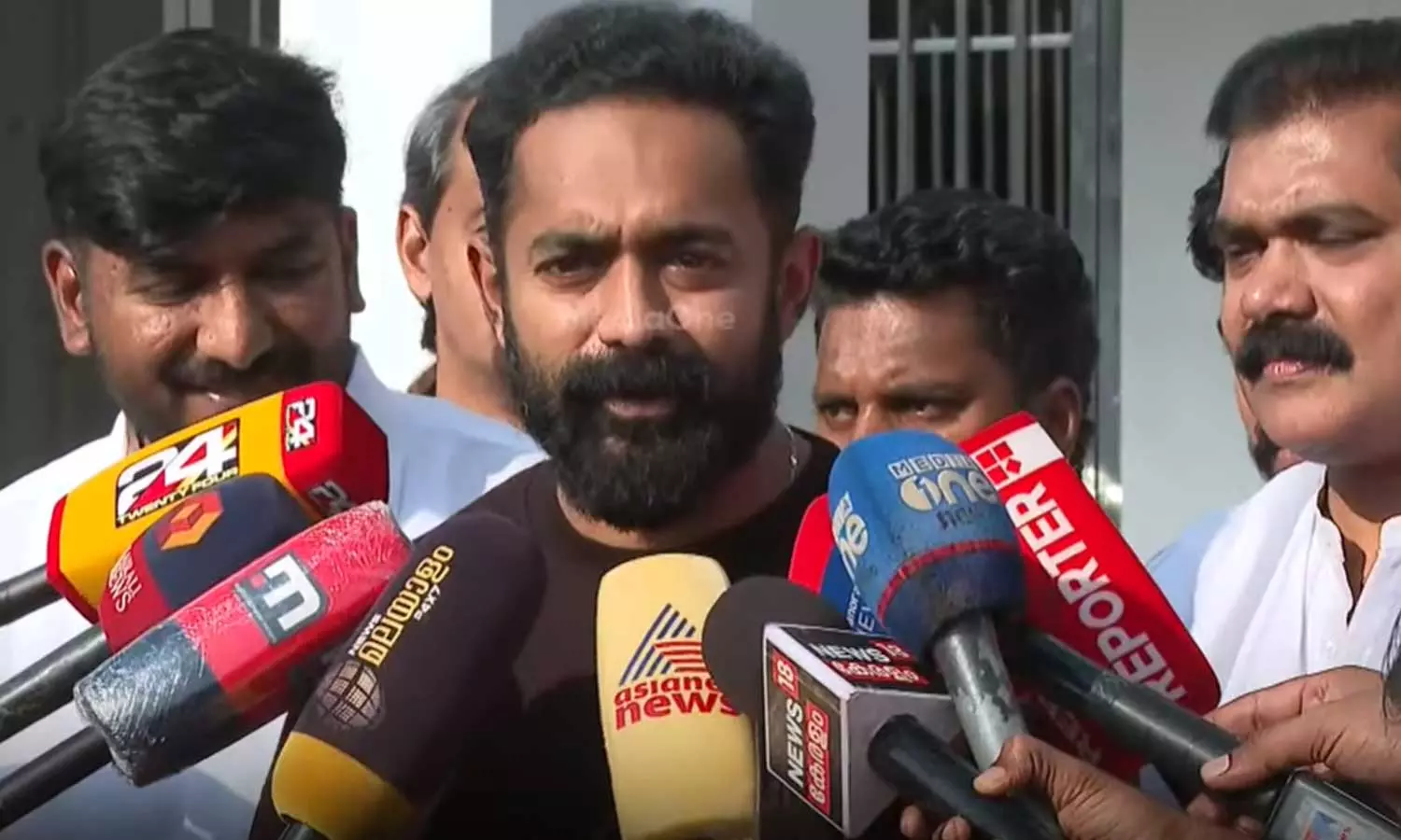 ആര് ശിക്ഷിക്കപ്പെടണം എന്നതല്ല, അതിജീവിതക്ക് നീതി ലഭിക്കണം; നടന് ആസിഫലി ആര് ശിക്ഷിക്കപ്പെടണം എന്നതല്ല, അതിജീവിതക്ക് നീതി ലഭിക്കണം; നടന് ആസിഫലി