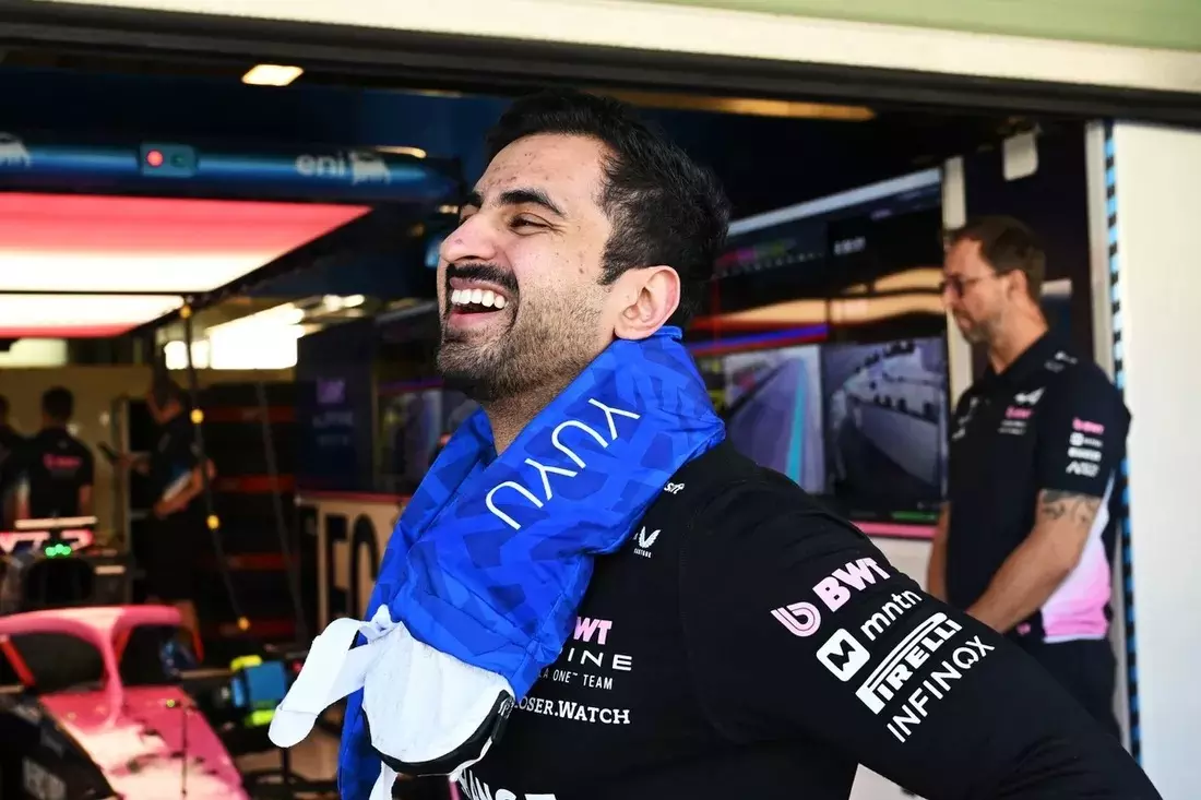 ഫോർമുല വൺ പോസ്റ്റ് സീസൺ ടെസ്റ്റിംഗിൽ പങ്കെടുത്ത് കുശ് മൈനി ഫോർമുല വൺ പോസ്റ്റ് സീസൺ ടെസ്റ്റിംഗിൽ പങ്കെടുത്ത് കുശ് മൈനി