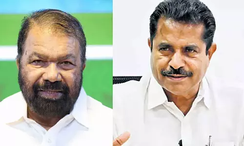 അതിജീവിതയേയും സ്ത്രീ സമൂഹത്തെയും അപഹസിക്കുന്നു, അടൂർ പ്രകാശ് മാപ്പ് പറയണമെന്ന് വി.ശിവൻകുട്ടി അതിജീവിതയേയും സ്ത്രീ സമൂഹത്തെയും അപഹസിക്കുന്നു, അടൂർ പ്രകാശ് മാപ്പ് പറയണമെന്ന് വി.ശിവൻകുട്ടി