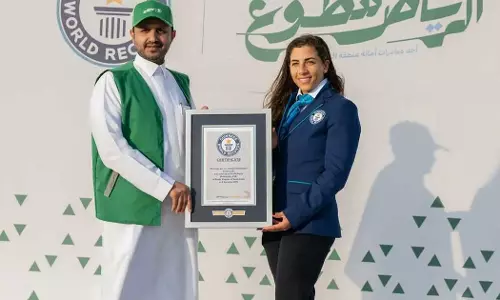 ഒരാഴ്ച രജിസ്റ്റർ ചെയ്തത് 14,642 വളണ്ടിയർമാർ; ഗിന്നസ് റെക്കോർഡ് സ്വന്തമാക്കി റിയാദ് മുനിസിപ്പാലിറ്റി ഒരാഴ്ച രജിസ്റ്റർ ചെയ്തത് 14,642 വളണ്ടിയർമാർ; ഗിന്നസ് റെക്കോർഡ് സ്വന്തമാക്കി റിയാദ് മുനിസിപ്പാലിറ്റി