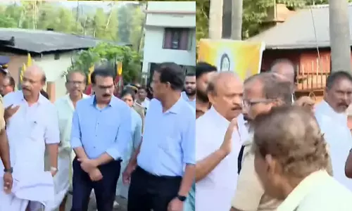 ട്വന്റി- 20 ചീഫ് കോര്‍ഡിനേറ്റര്‍ സാബു എം.ജേക്കബിനെതിരെ പ്രതിഷേധം: മാധ്യമങ്ങളോട് സംസാരിക്കുന്നത് തടഞ്ഞു