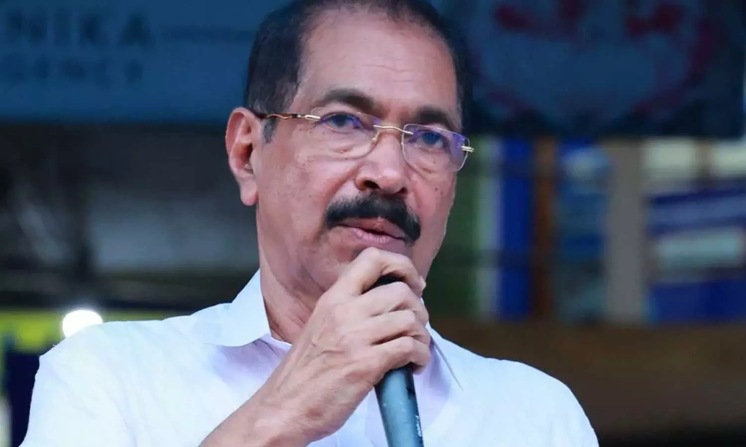 രാഹുലിനെതിരായ രണ്ടാമത്തെ പരാതി പാർട്ടിക്കുള്ള കെണി; സണ്ണി ജോസഫ് രാഹുലിനെതിരായ രണ്ടാമത്തെ പരാതി പാർട്ടിക്കുള്ള കെണി; സണ്ണി ജോസഫ്