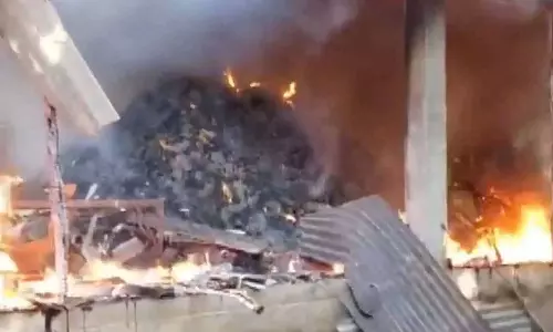 സ്ത്രീയുടെ തലയില്ലാത്ത മൃതദേഹം കണ്ടെത്തിയതിന് പിന്നാലെ ഒഡിഷയില്‍ സംഘർഷം; നിരവധി കെട്ടിടങ്ങൾ അഗ്നിക്കിരയായി