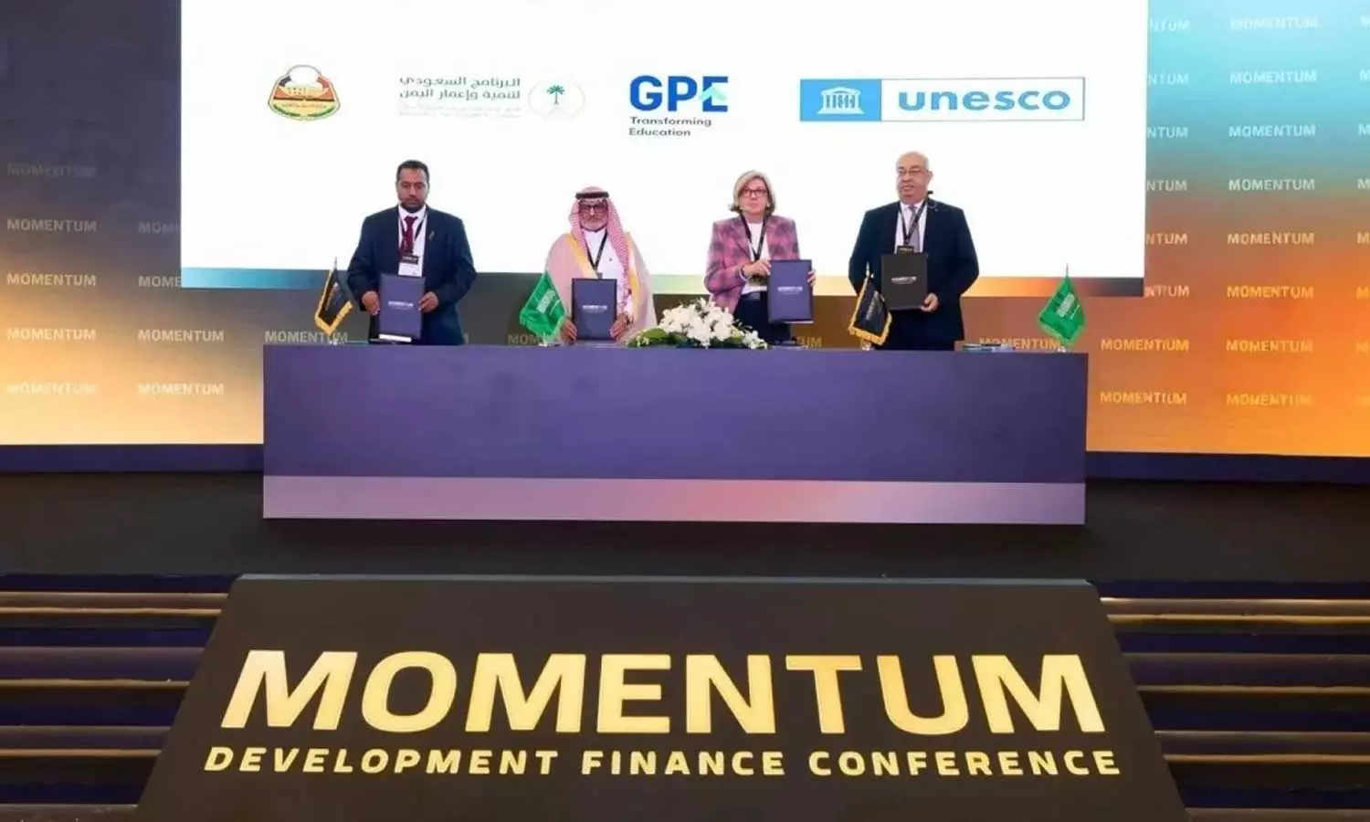 Saudi Arabia provides $30 million in aid to Yemens education sector Saudi Arabia provides $30 million in aid to Yemens education sector