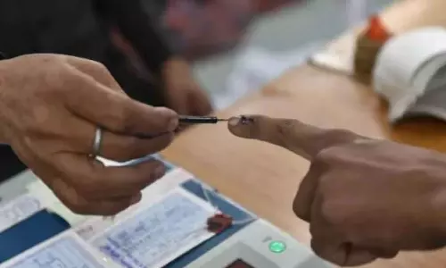 തദ്ദേശ തെരഞ്ഞെടുപ്പ് രണ്ടാംഘട്ടം ഇന്ന്;   വിധിയെഴുതുന്നത് തൃശൂർ മുതൽ കാസർകോട് വരെ ഏഴ് ജില്ലകള്‍