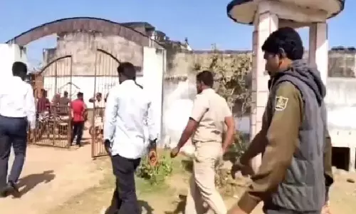 School Teacher Thrashed by Villagers for Allegedly Misbehaving with Girl Students School Teacher Thrashed by Villagers for Allegedly Misbehaving with Girl Students