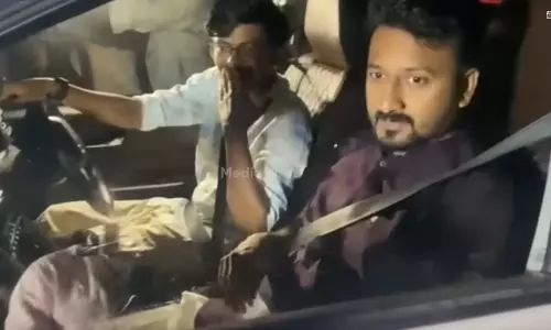 ലൈംഗികാതിക്രമ പരാതി; രാഹുൽ മാങ്കൂട്ടത്തിൽ അഭിഭാഷകനുമായി ചർച്ച നടത്തി