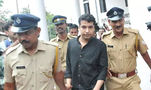 നടിയെ ആക്രമിച്ച കേസ്; ക്രൂരമായ ബലാത്സംഗം നടന്നിട്ടില്ലെന്ന് പൾസർ സുനിയുടെ അഭിഭാഷകൻ