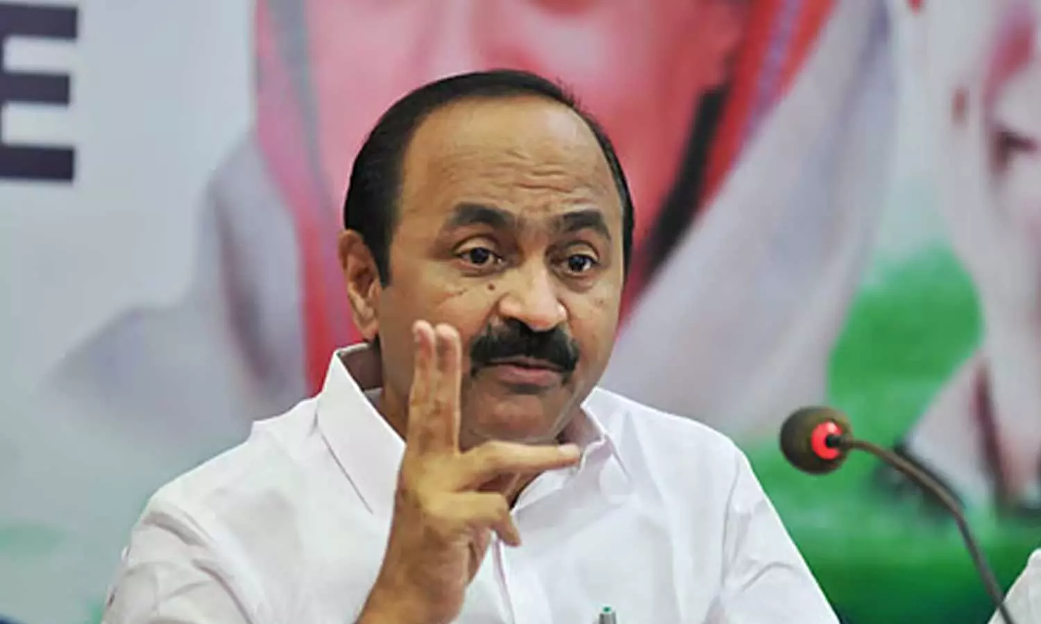 പാനൂരിലെ സിപിഎം ആക്രമണം; അതേ നാണയത്തില് തിരിച്ചടിയുണ്ടാകും: വി.ഡി സതീശന് പാനൂരിലെ സിപിഎം ആക്രമണം; അതേ നാണയത്തില് തിരിച്ചടിയുണ്ടാകും: വി.ഡി സതീശന്