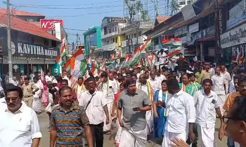 തദ്ദേശപ്പോരിൽ യുഡിഎഫ് തരംഗം; നാടും നഗരവും കീഴടക്കി  പടയോട്ടം LIVE BLOG