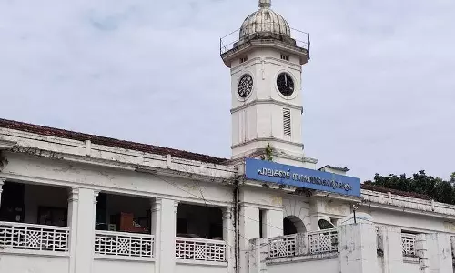 UDF plans to make Independent candidate as chairman to defeat BJP in Palakkad Municipality UDF plans to make Independent candidate as chairman to defeat BJP in Palakkad Municipality