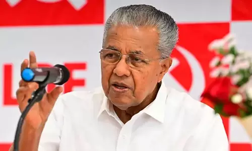 വർഗീയ ശക്തികളുടെ ദുഷ്പ്രചാരണങ്ങളിൽ ജനങ്ങൾ അകപ്പെട്ടു പോകാതിരിക്കാനുള്ള ജാഗ്രത ശക്തമാക്കേണ്ടതുണ്ടെന്ന മുന്നറിയിപ്പാണ് തെരഞ്ഞെടുപ്പ് ഫലം നൽകുന്നത്: പിണറായി വിജയൻ വർഗീയ ശക്തികളുടെ ദുഷ്പ്രചാരണങ്ങളിൽ ജനങ്ങൾ അകപ്പെട്ടു പോകാതിരിക്കാനുള്ള ജാഗ്രത ശക്തമാക്കേണ്ടതുണ്ടെന്ന മുന്നറിയിപ്പാണ് തെരഞ്ഞെടുപ്പ് ഫലം നൽകുന്നത്: പിണറായി വിജയൻ