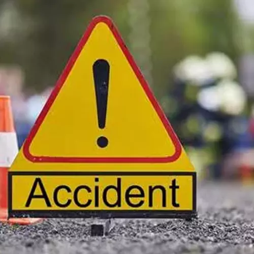 തെരഞ്ഞെടുപ്പ് വിജയാഘോഷത്തിനിടെ സ്കൂട്ടര് പൊട്ടിത്തെറിച്ച് അപകടം, രണ്ടുപേര്ക്ക് പരിക്ക്