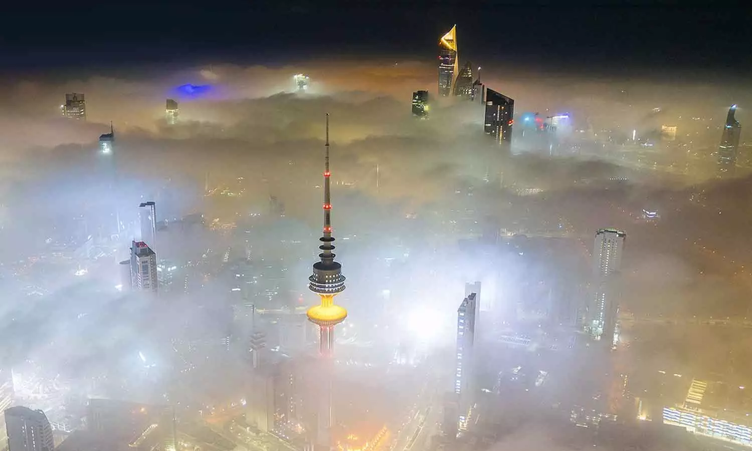 ഇനി തണുക്കും; കുവൈത്തിൽ വരും ദിവസങ്ങളിൽ മഴയ്ക്ക് സാധ്യത ഇനി തണുക്കും; കുവൈത്തിൽ വരും ദിവസങ്ങളിൽ മഴയ്ക്ക് സാധ്യത