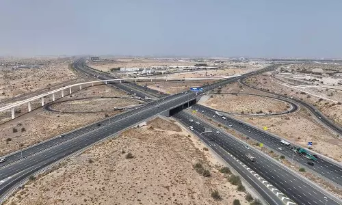 Dubai traffic congestion to end; new road development project signed Dubai traffic congestion to end; new road development project signed