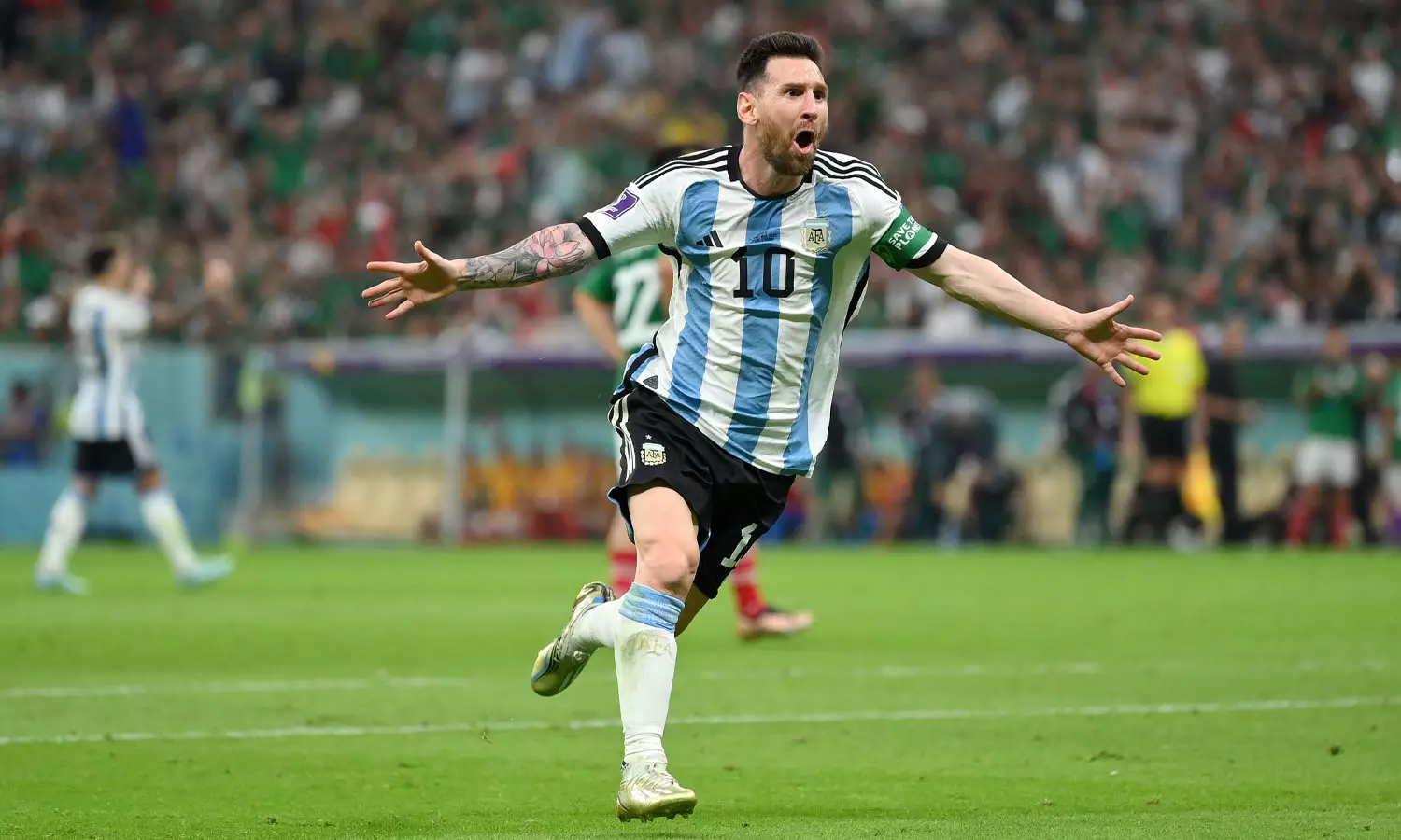 മെസ്സിയുടെ ഇടത്തേ കാലിന് 8,151 കോടി ഇൻഷൂറൻസ്; പക്ഷെ ഈ നിബന്ധന പാലിച്ചില്ലെങ്കിൽ നഷ്ടമാകും മെസ്സിയുടെ ഇടത്തേ കാലിന് 8,151 കോടി ഇൻഷൂറൻസ്; പക്ഷെ ഈ നിബന്ധന പാലിച്ചില്ലെങ്കിൽ നഷ്ടമാകും